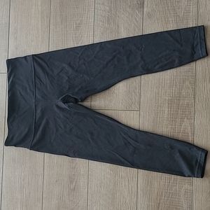 Athleta textured leggings